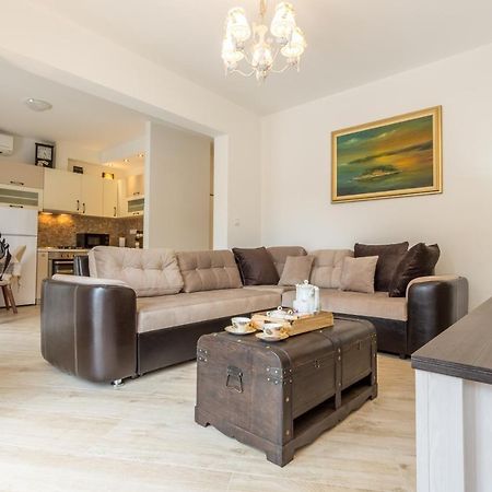 Villa Capitis In The Center- Luxury Apartment With Swimming Pool Hvar Town Zewnętrze zdjęcie