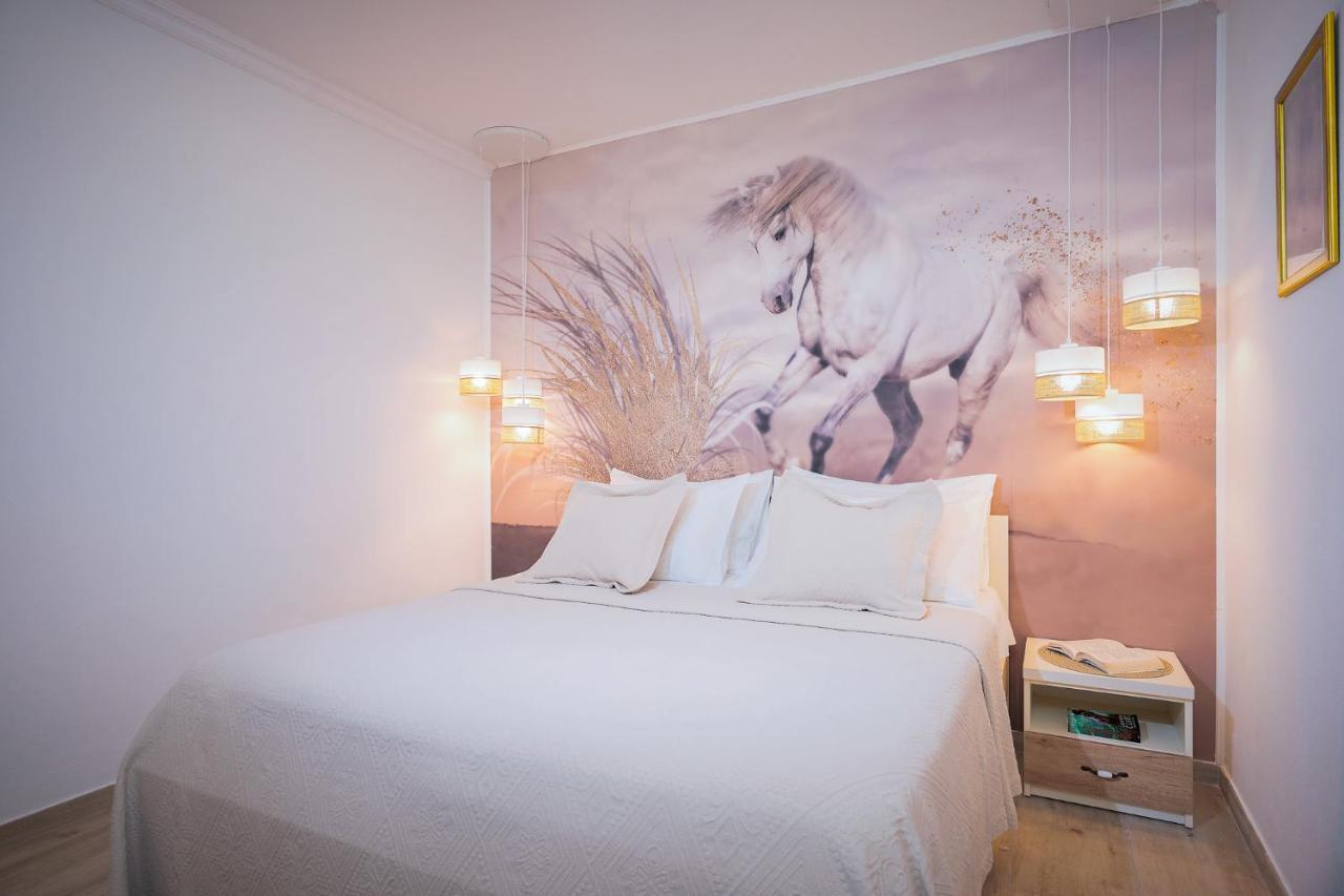 Villa Capitis In The Center- Luxury Apartment With Swimming Pool Hvar Town Zewnętrze zdjęcie